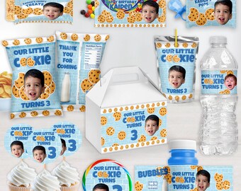 Digital personalisierte Schokoladenkekse und Milch Gastgeschenke | Blau Sweet One Jungen 1st Birthday Decor | EINZELN VERKAUFT