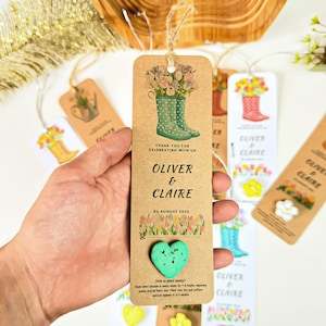 Marque-page personnalisé avec du papier graine.  Papier pour graines de fleurs sauvages à planter. Bonbons écologiques pour les semences. Papier pour graines à planter pour laisser pousser l'amour.