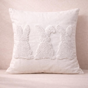Kissenbezug mit Kaninchen, Hase, Osterhase – Dekokissen mit Bunny Design / Perfekt zu Ostern, Frühling