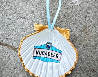 Nantucket Decoupage Scallop Shell Christmas Ornament - Nobadeer Beach Sign Gold Edged