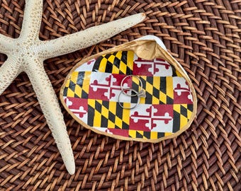 Large Gold Rimmed Maryland Flag Decoupage Clamshell Jewelry or Trinket Dish