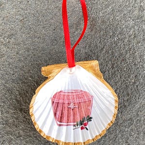Nantucket Lightship Basket Scallop Christmas Tree Ornament