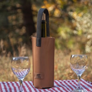 Premium Handmade Leather Wine Carrier Elegant Leather Wine Bag Custom Wine Tote Personalized Gift for Wine Lovers