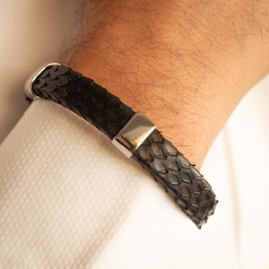 Stylish Bracelet Genuine Python Skin Leather Band Snake Skin with Elegant Accessory Custom Luxury Special for Gift