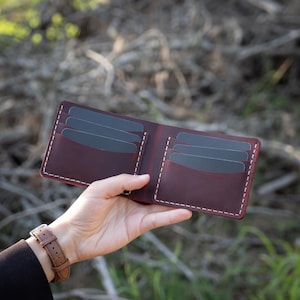 Genuine Leather Wallet Classic Design Wallet Durable Perfect for Gift Wallet Bifold Design Handmade