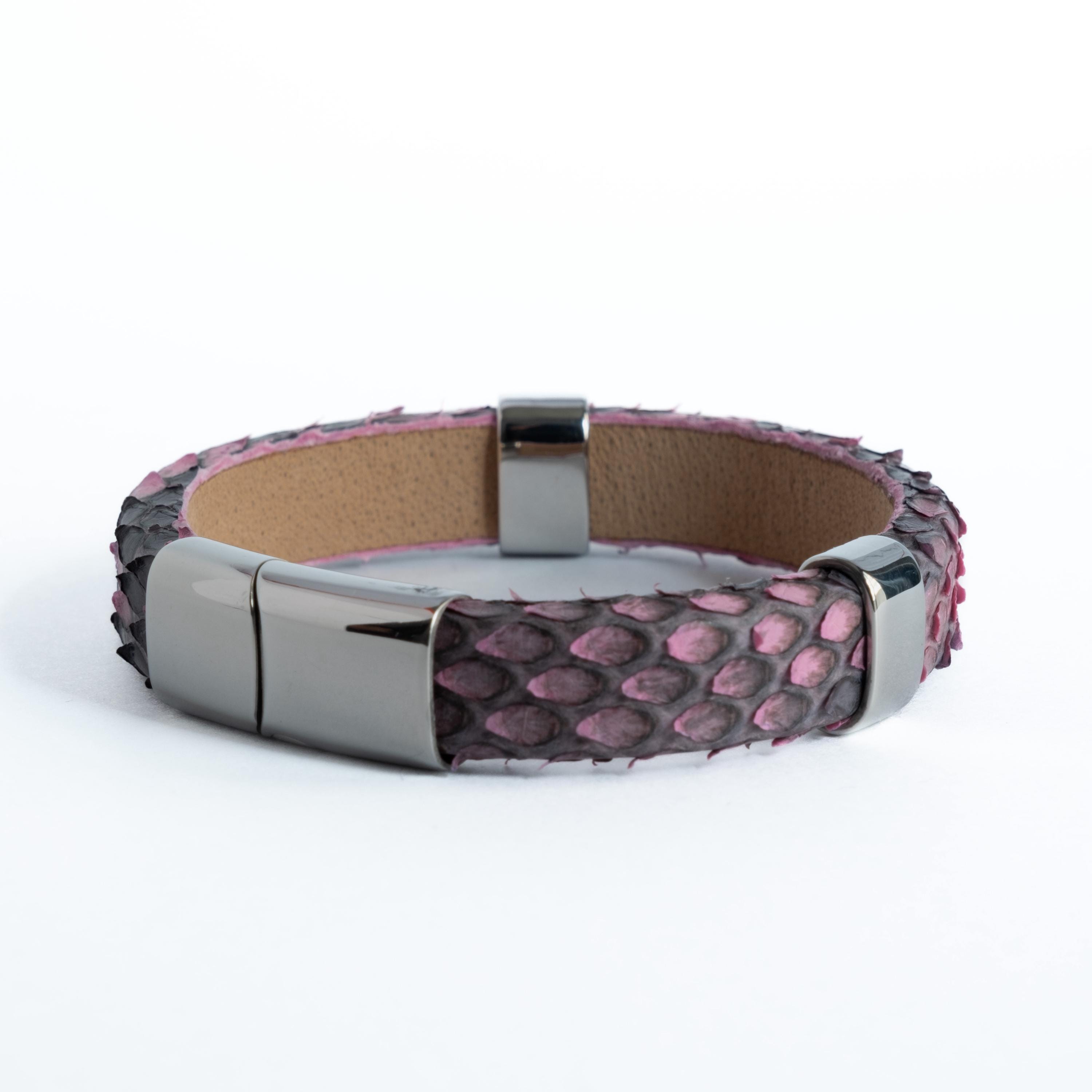 00s yasuyukiishii python leather キーホルダー 小物