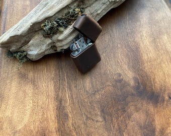 Handmade Crazy Horse Leather Lighter Case – Personalized Windproof Pouch