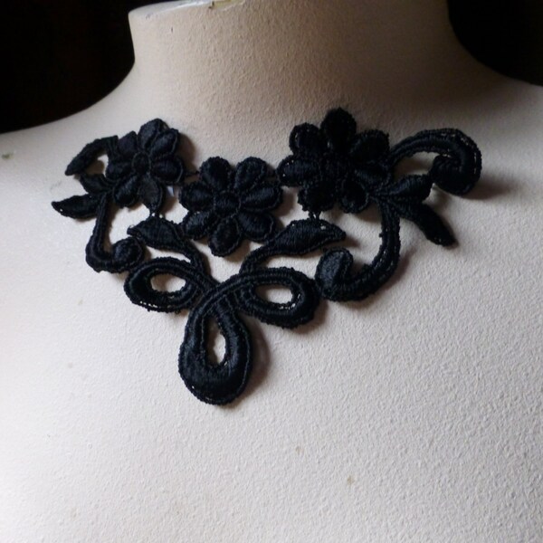 BLACK Lace Applique in Venise Lace for Lyrical, Garments, Jewelry or Costume Design SBLA 417