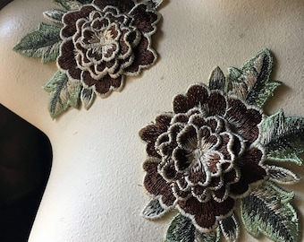 2 3D BROWN ROSE Lace Appliques for Garments, Costume Design CA 830