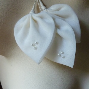 3 Ivory Leaves Vintage Leaves Organdy with Pearls for Bridal Headpieces, Boutonnieres, Millinery, Fascinators, Bouquets, Corsages