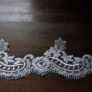 WHITE Eyelash Scalloped Lace Trim for Bridal, Veils, Garments AL 1WIDE image 3