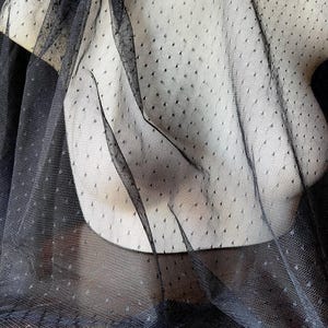 Nuevo velo de lunares suizos Black Point d'Esprit nº 19 para velos, capas, blusas, faldas y vestidos.