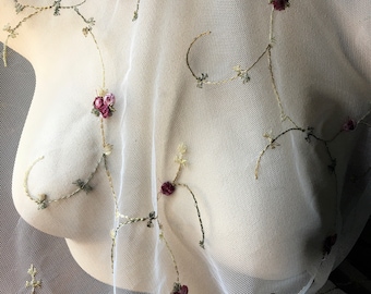 Off White Rosebud Embroidered Fabric Embroidered Lace Fabric for Masks, Garments, Costumes