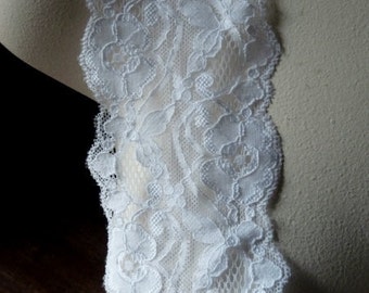 3 yds. WHITE Stretch Lace for Lingerie, Garters, Headbands STR 1024w