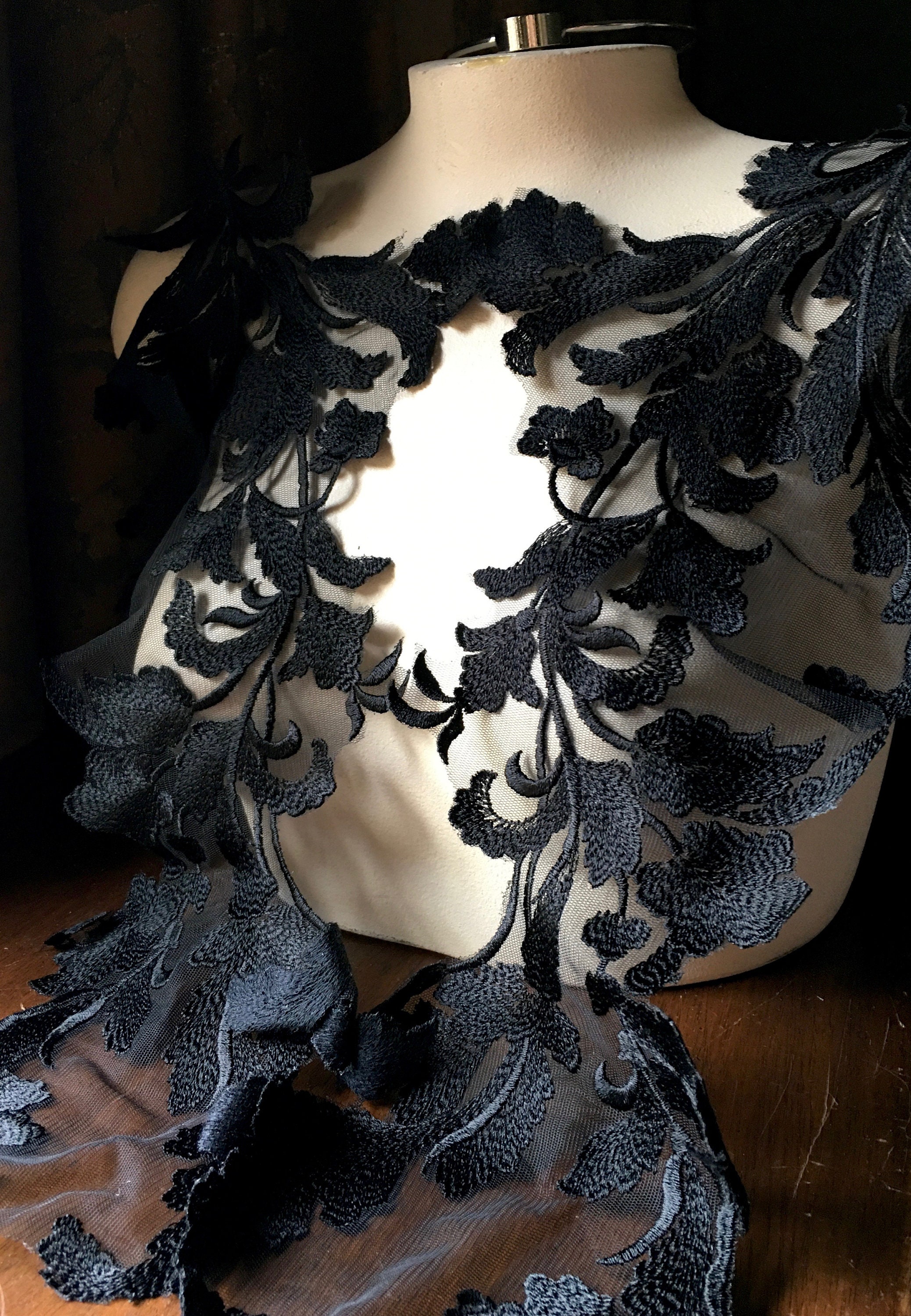 NEW LONG BLACK Lace Applique PAiR #4 for Prom Bridal Illusion Gowns Boleros Garments Costume Design Pr 330-4