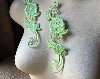 2 Pieces Green Flower Appliques for Headbands, Costumes Iron On IRON 44L