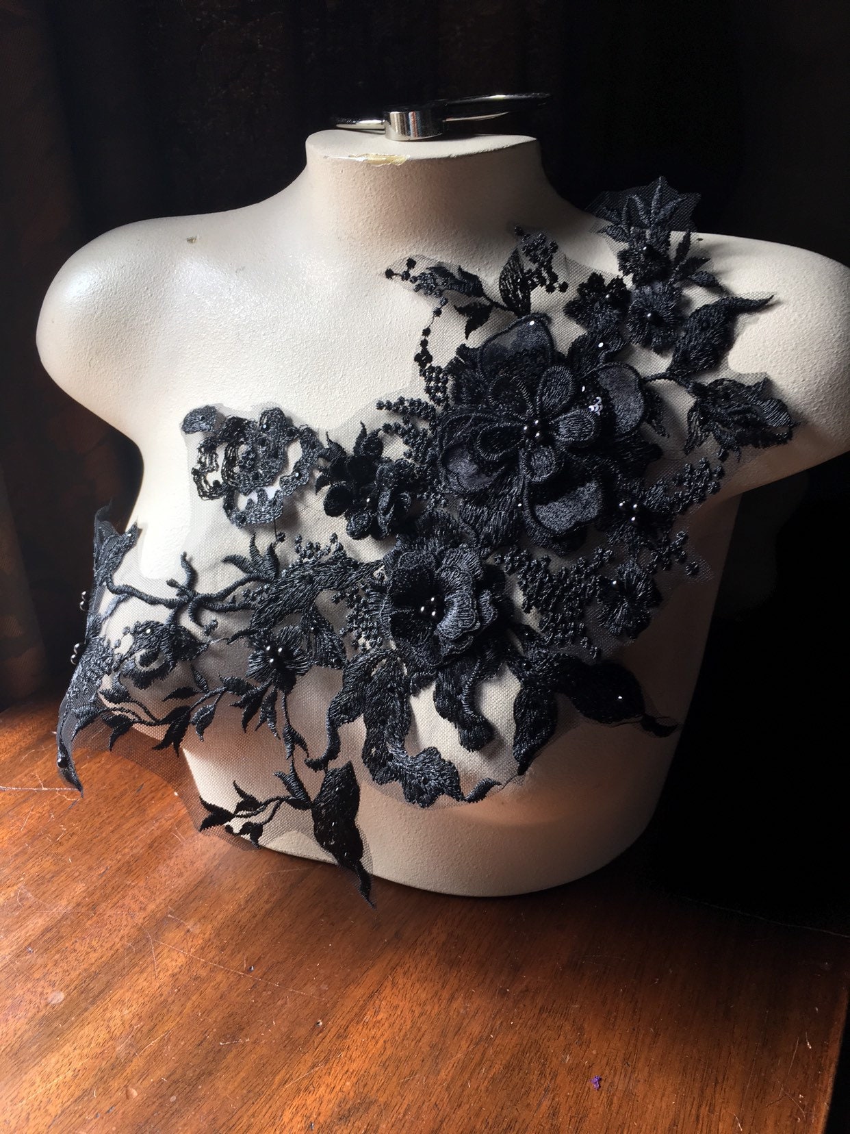 Black lace applique skirt online