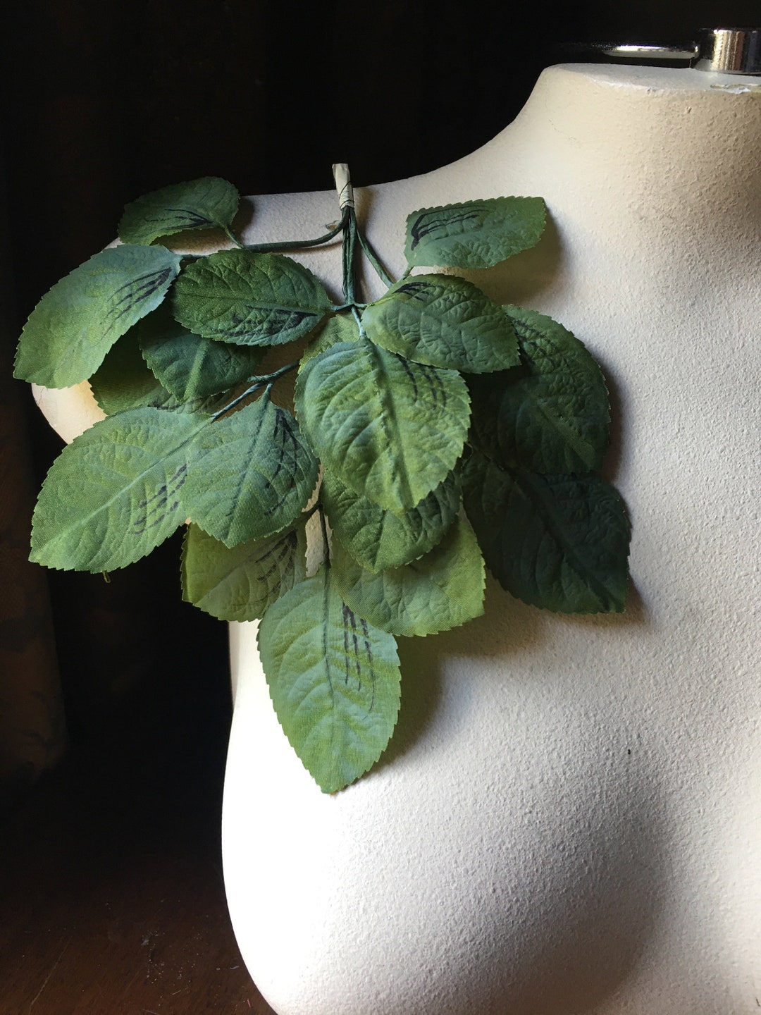Green Silk Leaves Vintage Japanese Millinery Leaves in Green for Bridal