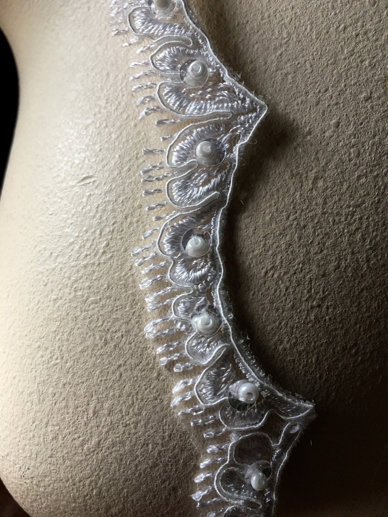 OFF WHITE Beaded Eyelash Lace Trim Alencon Scalloped for Bridal, Veils AL 10 image 2