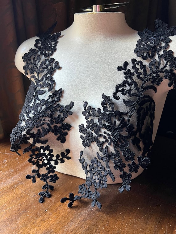 Black Cording Lace Applique Pair: Cotton Embroidered Floral Veils PR 417