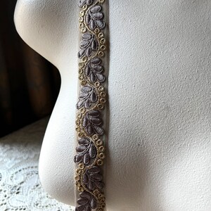 MOCHA MAUVE & Gold Sari Trim Embroidered for Garments, Costume Design, Crafts, Junk Journals TR 323