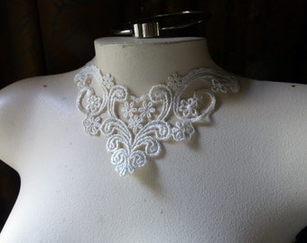 Ivory Lace Applique for Bridal, Jewelry, Garments,  Costume Design SIA 521