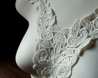 IVORY Lace Applique in Venise Lace for BRIDAL, Garments, Costumes, Victorian Wear IA 218