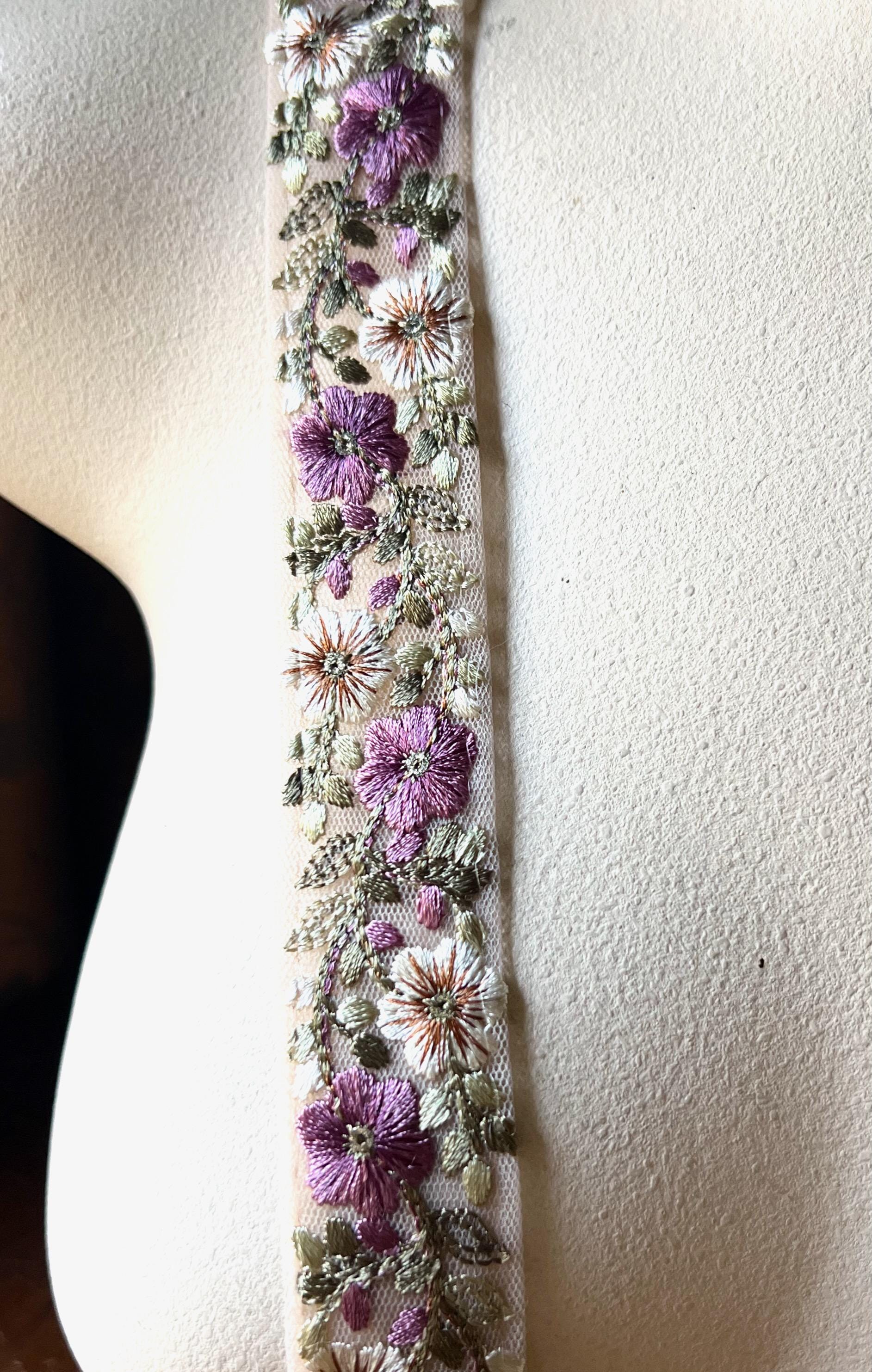 ビーズ刺繍サリートリム：紫と緑の衣装デザイン、工芸品 TR 472 - Etsy