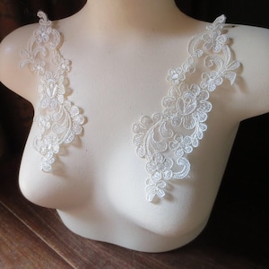 IVORY Lace Applique PAIR Corded Lace for Bridal, Sashes, Veils, Headpieces,  PR 350