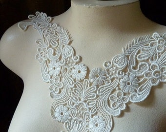 Ivory Lace Applique DYEABLE Venise Lace for Lyrical Dance, Ballet, Bridal, Garments,  Costume Design IA 108