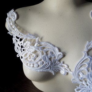 LIGHT Ivory Lace Applique Pair DYEABLE for Lyrical Dance, Ballet, Bridal, Garments, Jewelry Design, Bridal PR 39 image 2