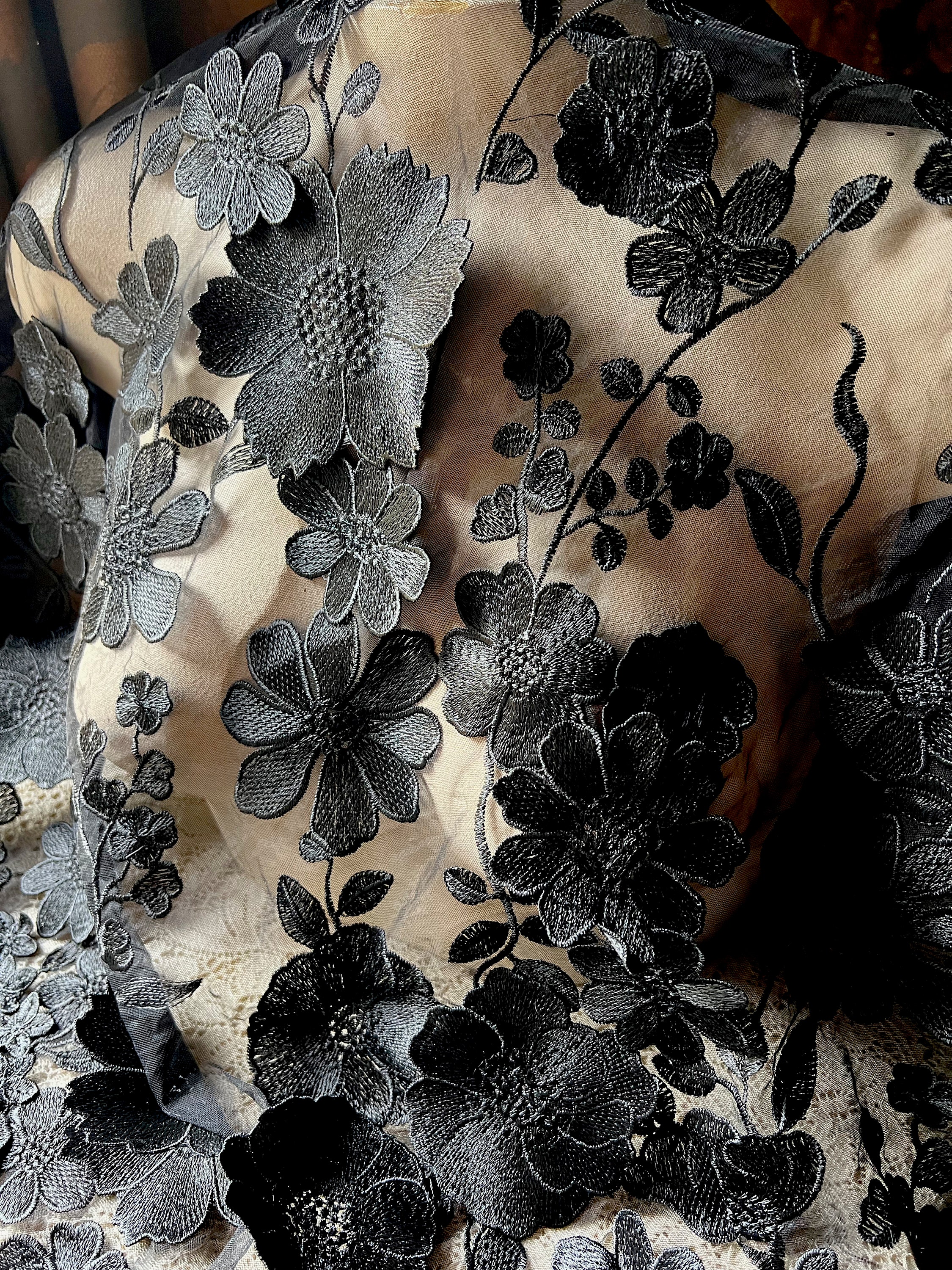 HALF Yard BLACK Lace 3D Fabric for Garments, Gowns, Costume Design - Etsy
