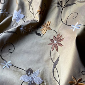 Fat Quarter GOLD Silk Embroidered Fabric for Rococos, Victorian Handbags, Clutches, Junk Journals