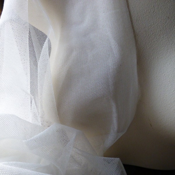Fine Ivory Cotton Tulle Bobbinet 40" width made in UK for Bridal, Veils, Gowns, Lace Embroidery, Lacemaking, Corsets, Costumes