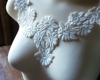 Ivory Lace Applique in Venise Lace for Bridal, CAPES. Garments, Costume Design IA 217