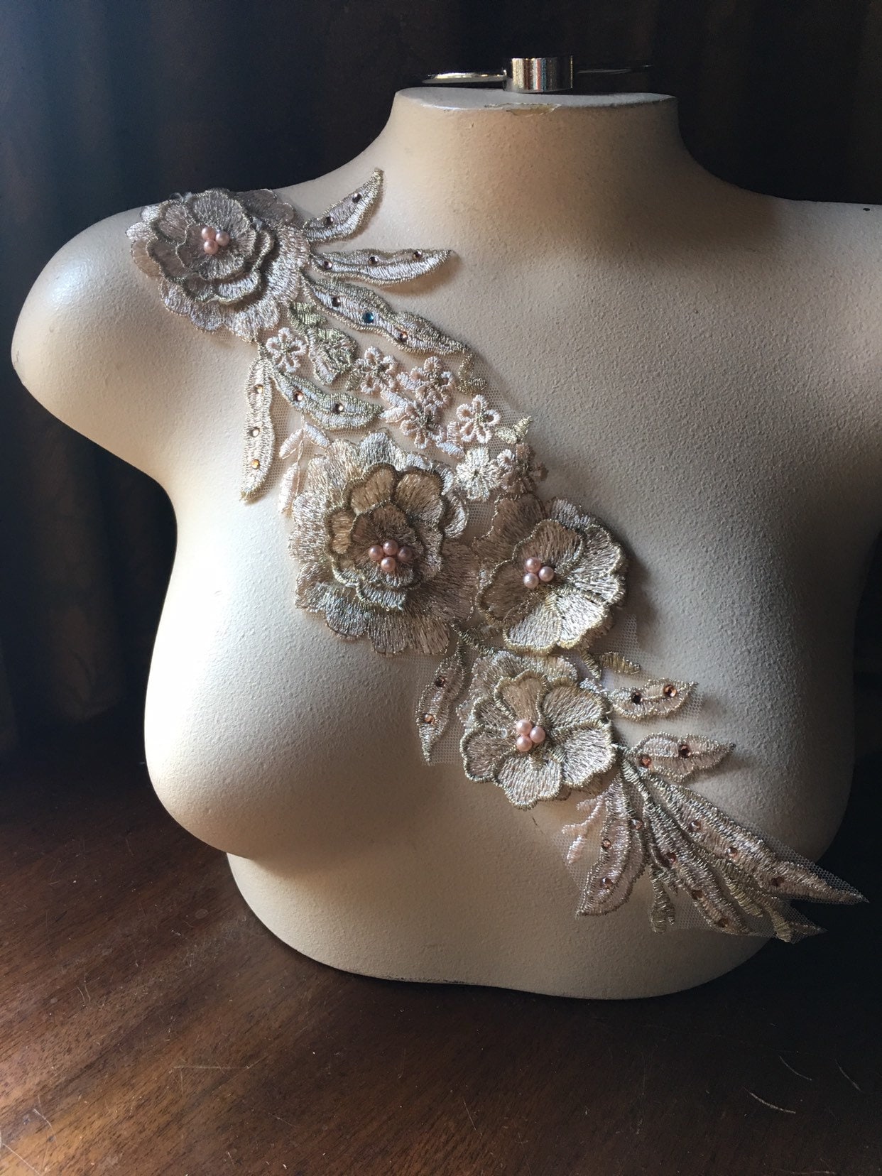 セカンド GOLD BLUSH 3D アップリケ #3 ラインストーン付き リリカル