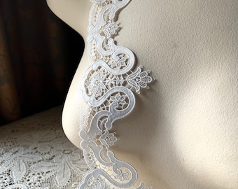 Ivory Lace Venise Venice for Bridal, Corsets, Lingerie, Garments or Costume Design L 3147 b