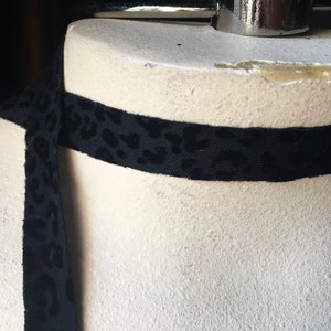 5 yds. Black Burnout Velvet Leopard Bias Trim for Garments, Costumes TR roll