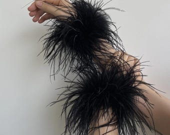 Black Ostrich Feather Cuffs, 1 Pair, Party/Stage Accessory