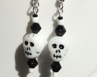 Black and White Skull Earrings Day of the Dead Halloween Earrings