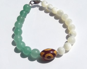 Green Aventurine Mother of Pearl Dzi Bead Wealth Attraction Bracelet