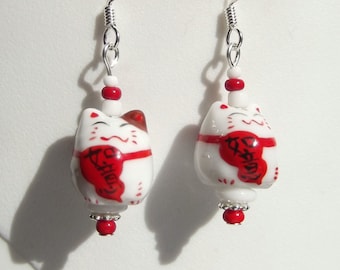 Maneki Neko Japanese Lucky Cat with Ru Yi As You Wish Earrings