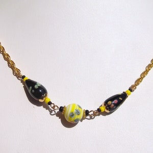 Vintage Japanese Glass Bead Black and Yellow 24-Inch Necklace