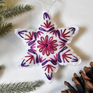 Hand-Embroidered Colorful Felt Christmas Tree Ornaments, Colorful Christmas Decor, Snowflake Ornament, Pink Purple Felt Christmas Ornaments