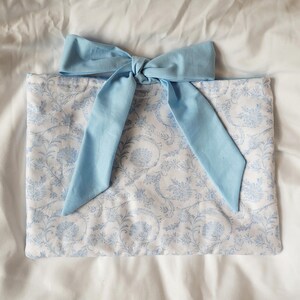 Blue & White Book Sleeve, Handmade Quilted Floral Book Cover, Cute Padded Book Pouch for Paperback Books, Aesthetic Bookish Gift for Reader