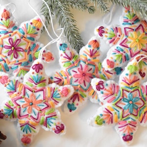 Hand-Embroidered Colorful Felt Christmas Tree Ornaments, Colorful Christmas Decor, Snowflake Ornaments Set, Felt Christmas Ornaments