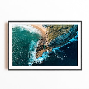 Impresión de piscina North Curl Curl, fotografía de playa de Sídney, arte mural de piscina oceánica, impresión fotográfica costera, póster de playa australiana, arte mural de costa surfera