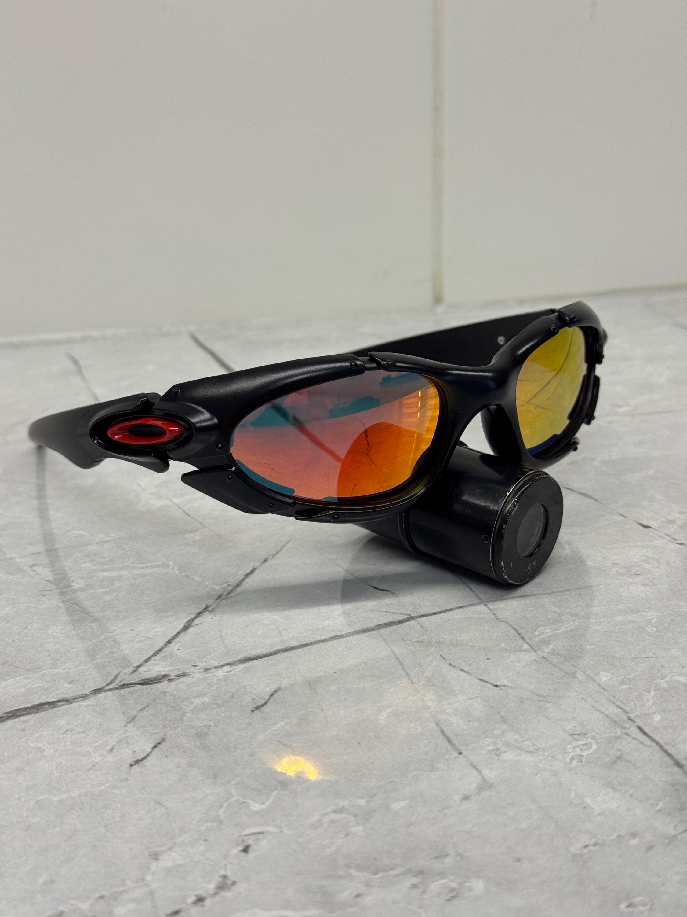 Oakley Plate Y2k Silver Red and Black Rare Vintage Gorpcore