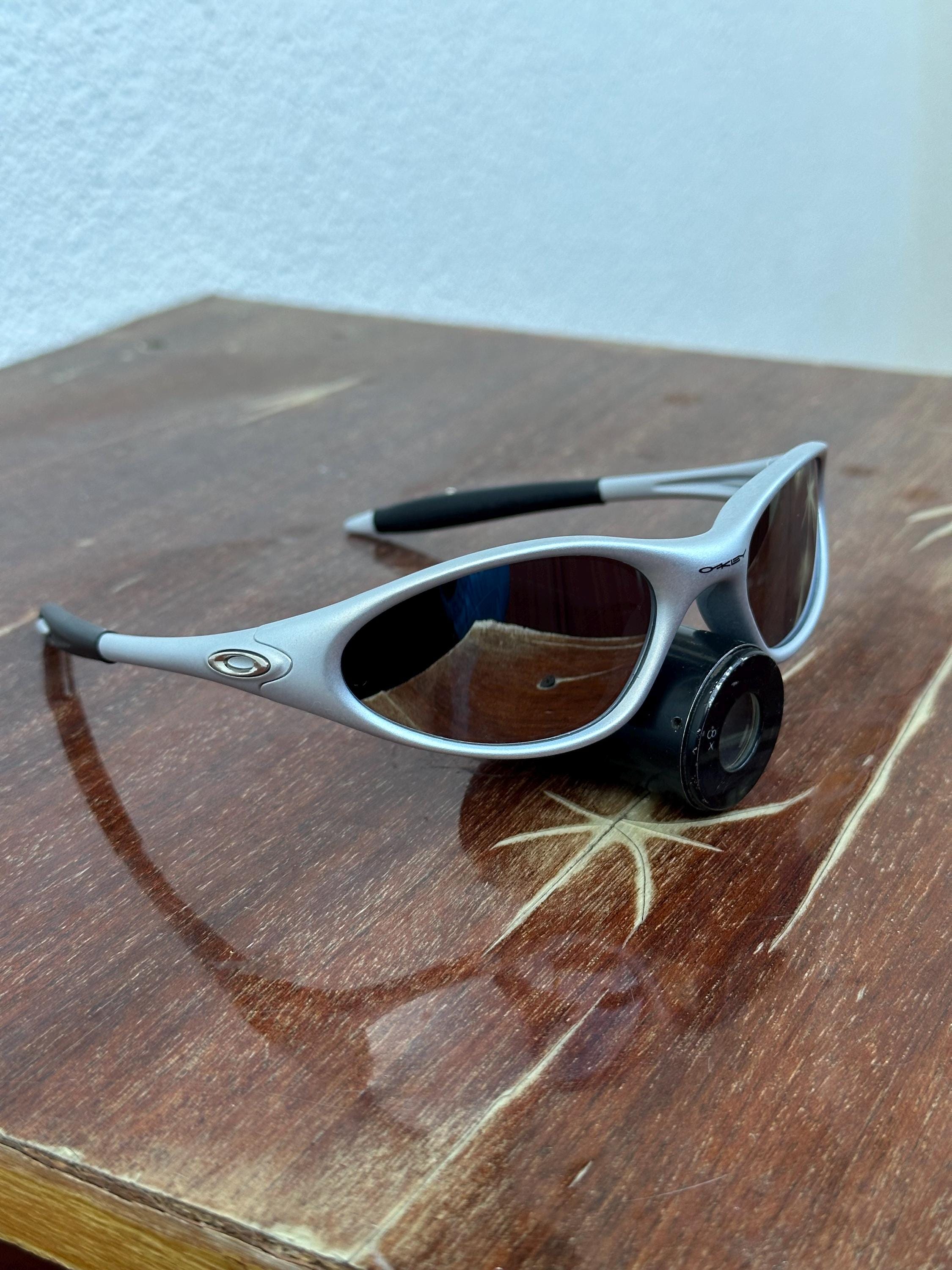 小物 Oakley minute 1.0 silver Y2K 90 vintage Oakley minute 1.0 silver Y2K 90 vintage メンズ