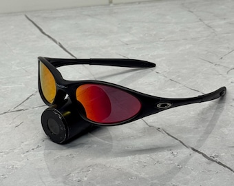 Солнцезащитные очки Oakley Minute 1.0 Black and Purple Eye Jacket